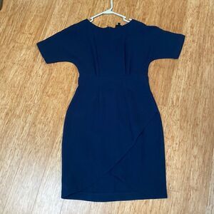 Bobeauโnavyโblueย crepeโdressโS